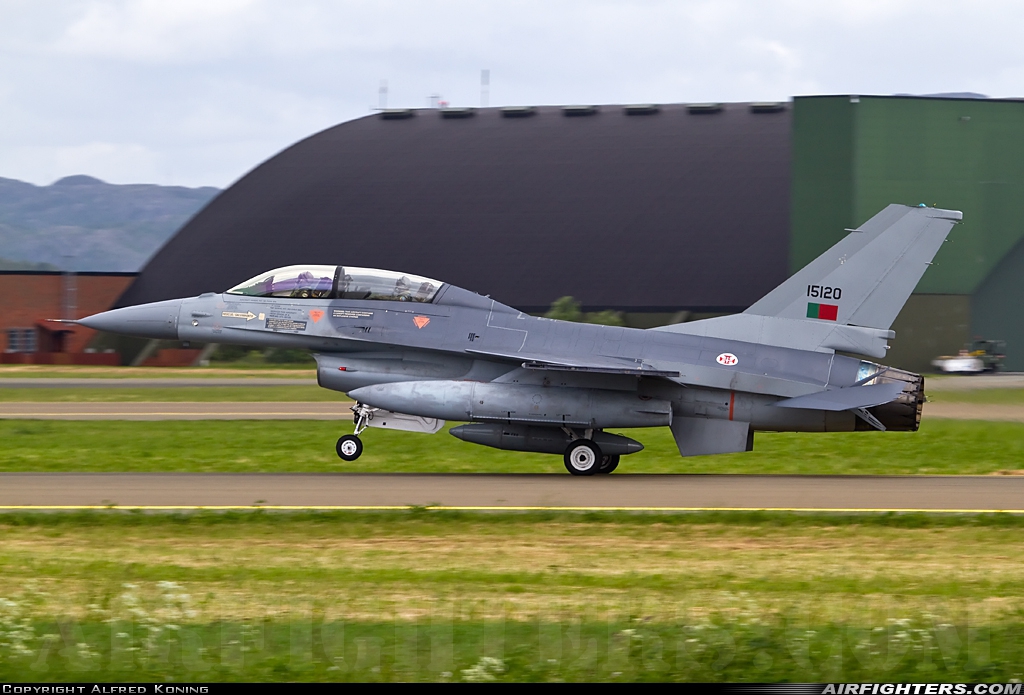 Portugal - Air Force General Dynamics F-16BM Fighting Falcon 15120 at Orland (OLA / ENOL), Norway
