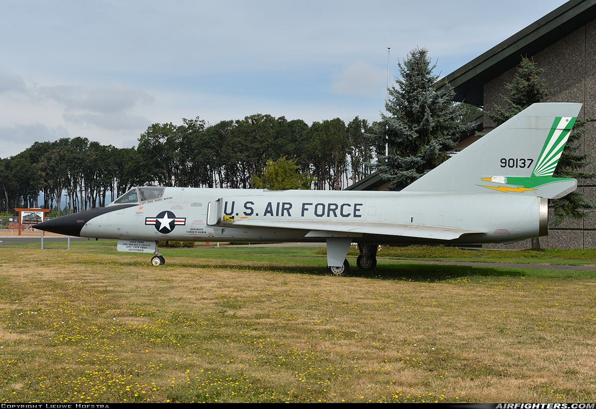 USA - Air Force Convair F-106A Delta Dart (8) 59-0137 at McMinnville - Municipal (MMV / KMMV), USA