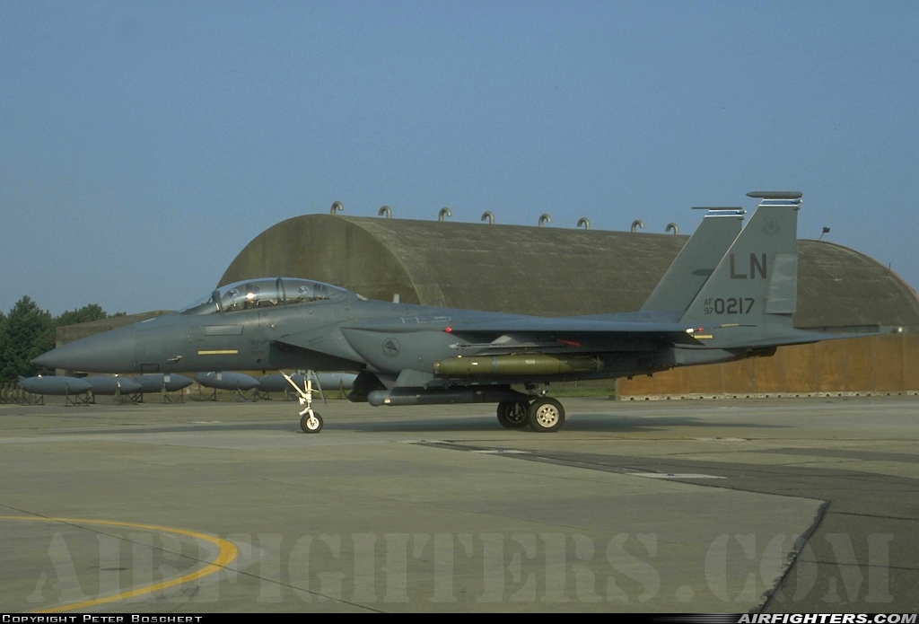 USA - Air Force McDonnell Douglas F-15E Strike Eagle 97-0217 at Lakenheath (LKZ / EGUL), UK