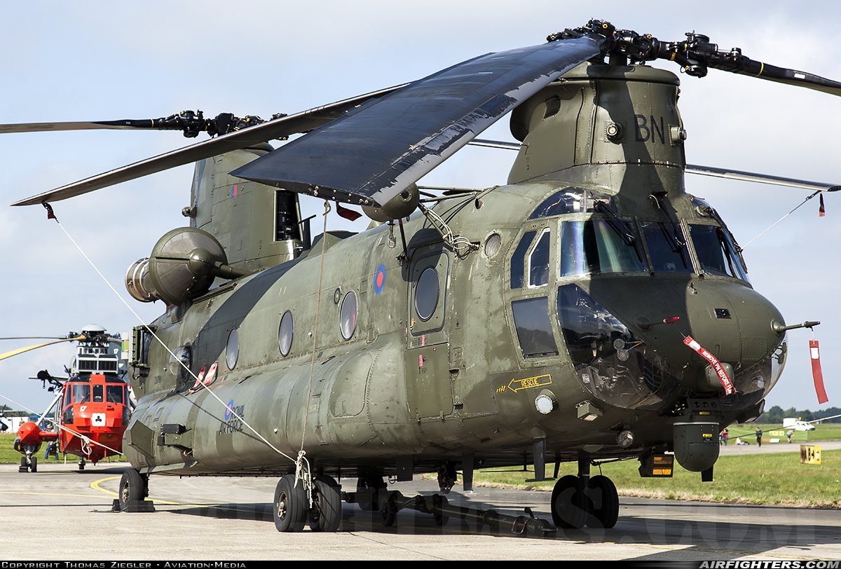 UK - Air Force Boeing Vertol Chinook HC4 (CH-47D) ZA718 at Nordholz - Spieka (EDXN), Germany