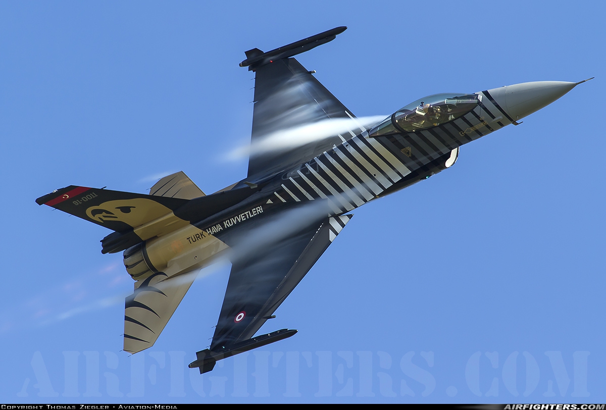 Türkiye - Air Force General Dynamics F-16C Fighting Falcon 91-0011 at Ostrava - Mosnov (OSR / LKMT), Czech Republic
