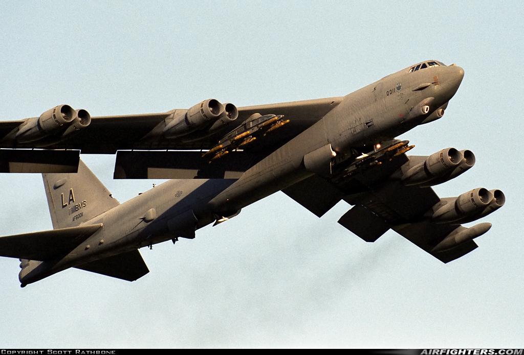 USA - Air Force Boeing B-52H Stratofortress 60-0011 at Fairford (FFD / EGVA), UK