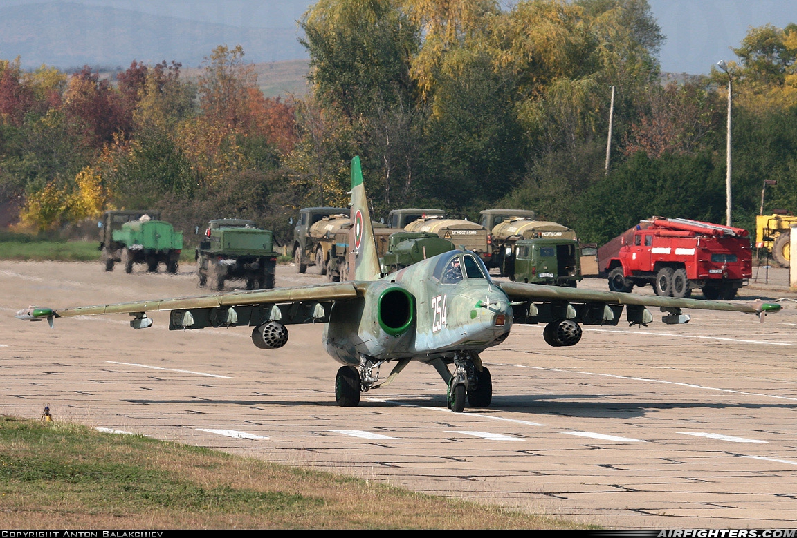 Bulgaria - Air Force Sukhoi Su-25K 254 at Bezmer (LBIA / JAM), Bulgaria