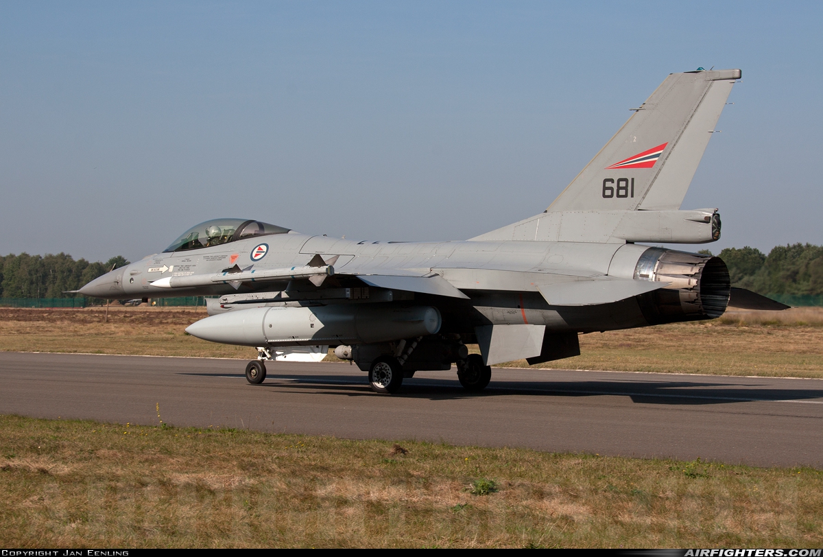 Norway - Air Force General Dynamics F-16AM Fighting Falcon 681 at Kleine Brogel (EBBL), Belgium