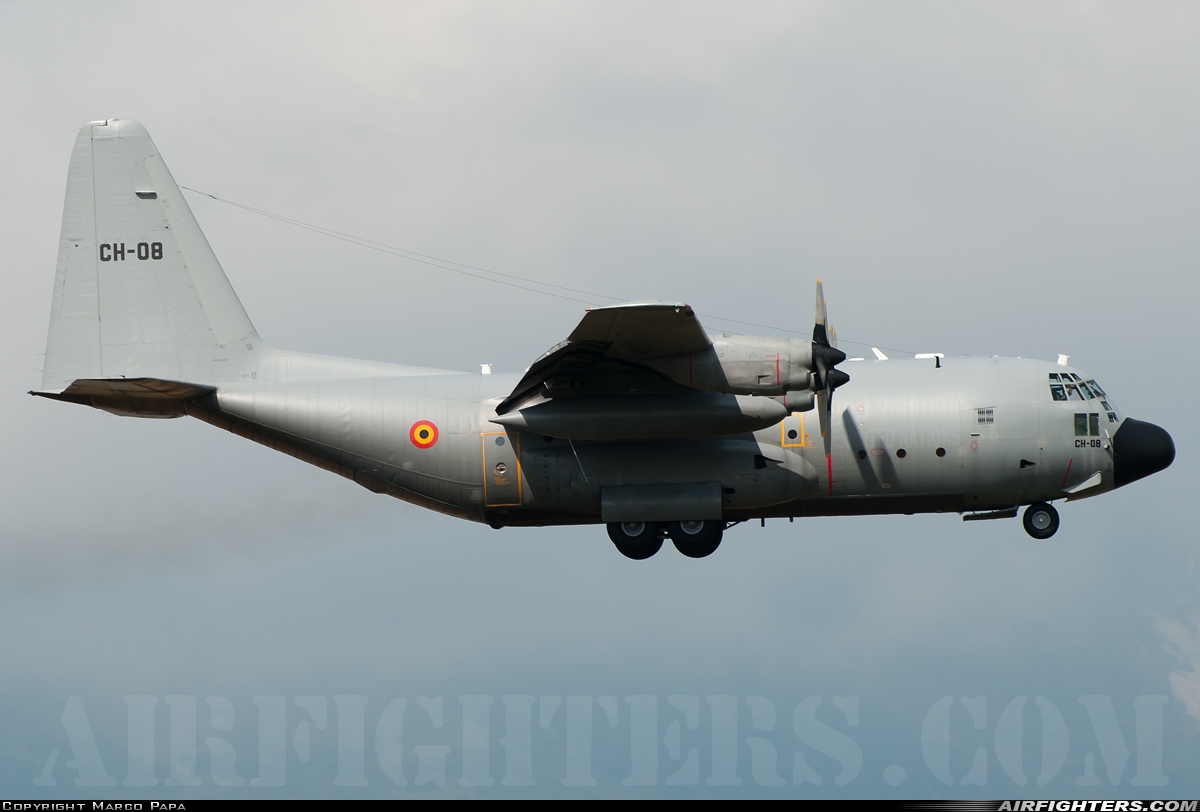 Belgium - Air Force Lockheed C-130H Hercules (L-382) CH-08 at Aviano (- Pagliano e Gori) (AVB / LIPA), Italy