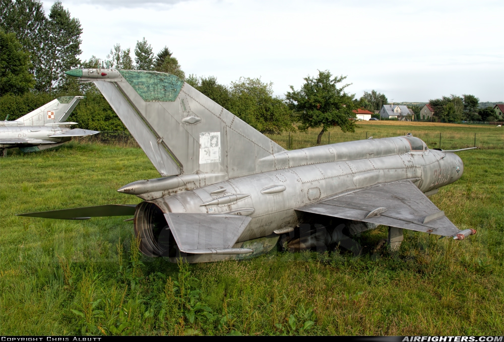 Poland - Air Force Mikoyan-Gurevich MiG-21R 2503 at Off-Airport - Olchowa, Poland