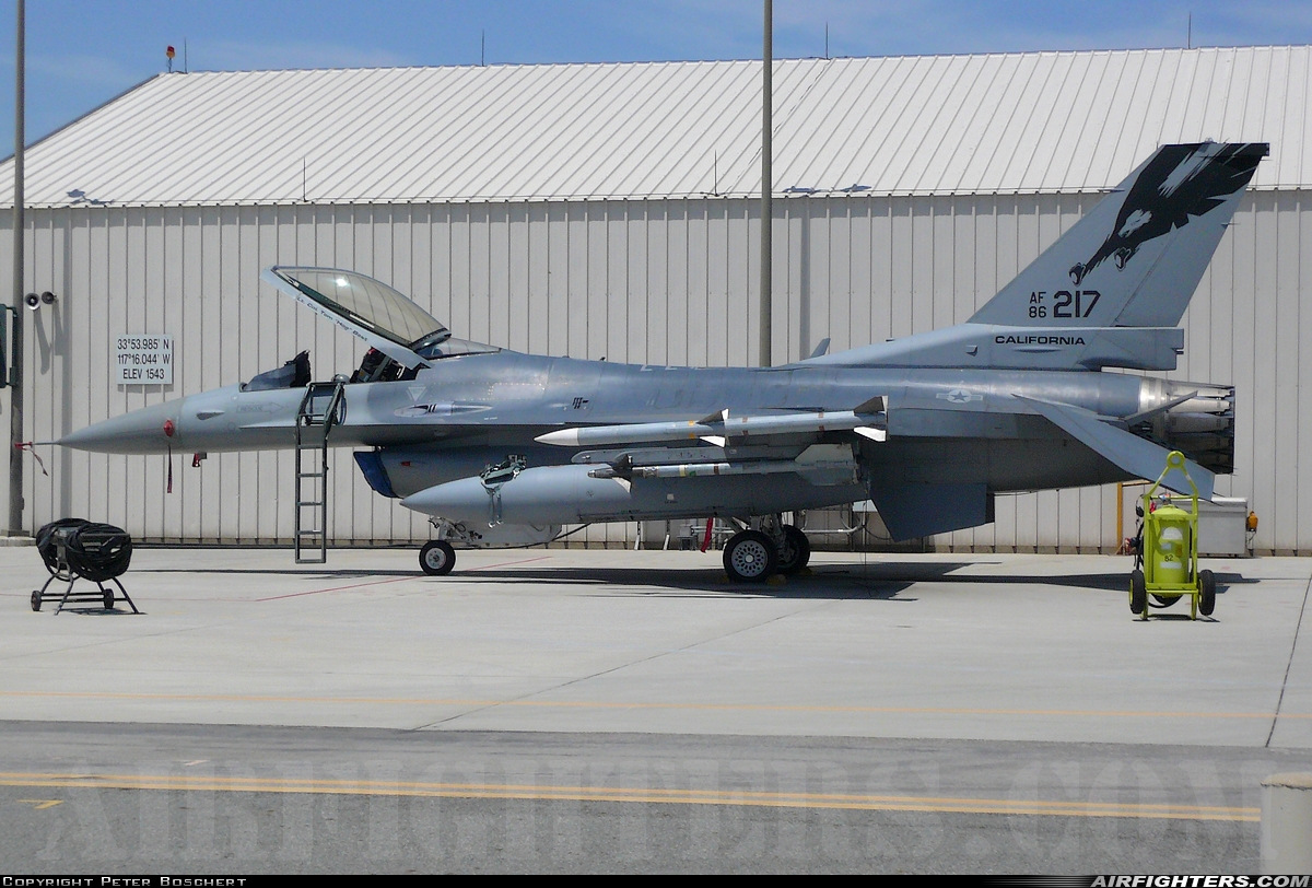 USA - Air Force General Dynamics F-16C Fighting Falcon 86-0217 at Riverside - March ARB (AFB / Field) (RIV / KRIV), USA