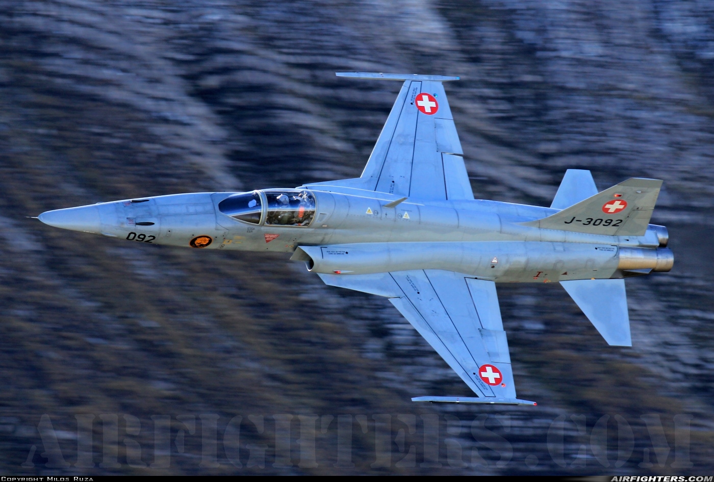 Switzerland - Air Force Northrop F-5E Tiger II J-3092 at Off-Airport - Axalp, Switzerland