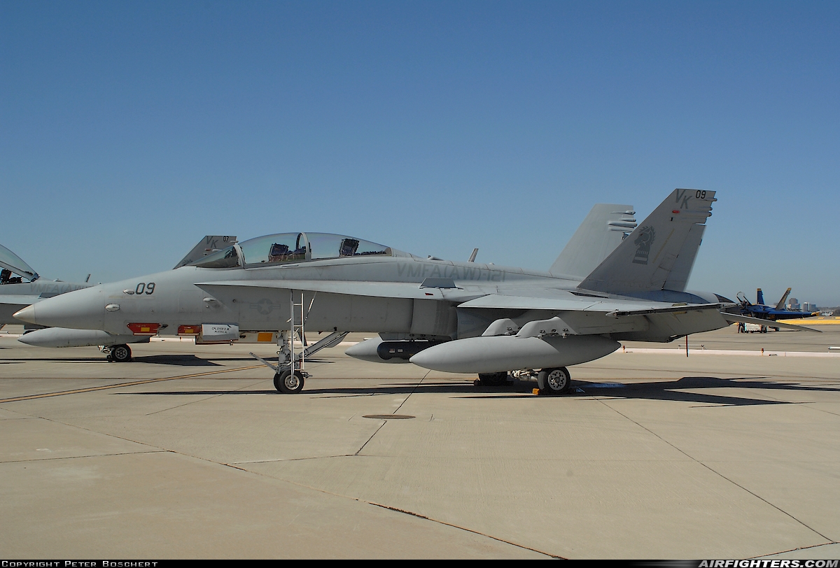 USA - Marines McDonnell Douglas F/A-18D(RC) Hornet 164672 at San Diego - Miramar MCAS (NAS) / Mitscher Field (NKX / KNKX), USA