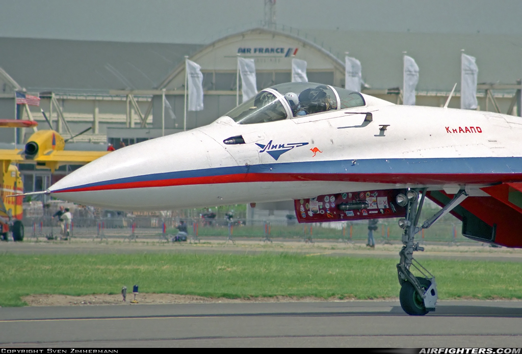 Russia - Gromov Flight Test Institute Sukhoi Su-27PD 598 WHITE at Paris - Le Bourget (LBG / LFPB), France