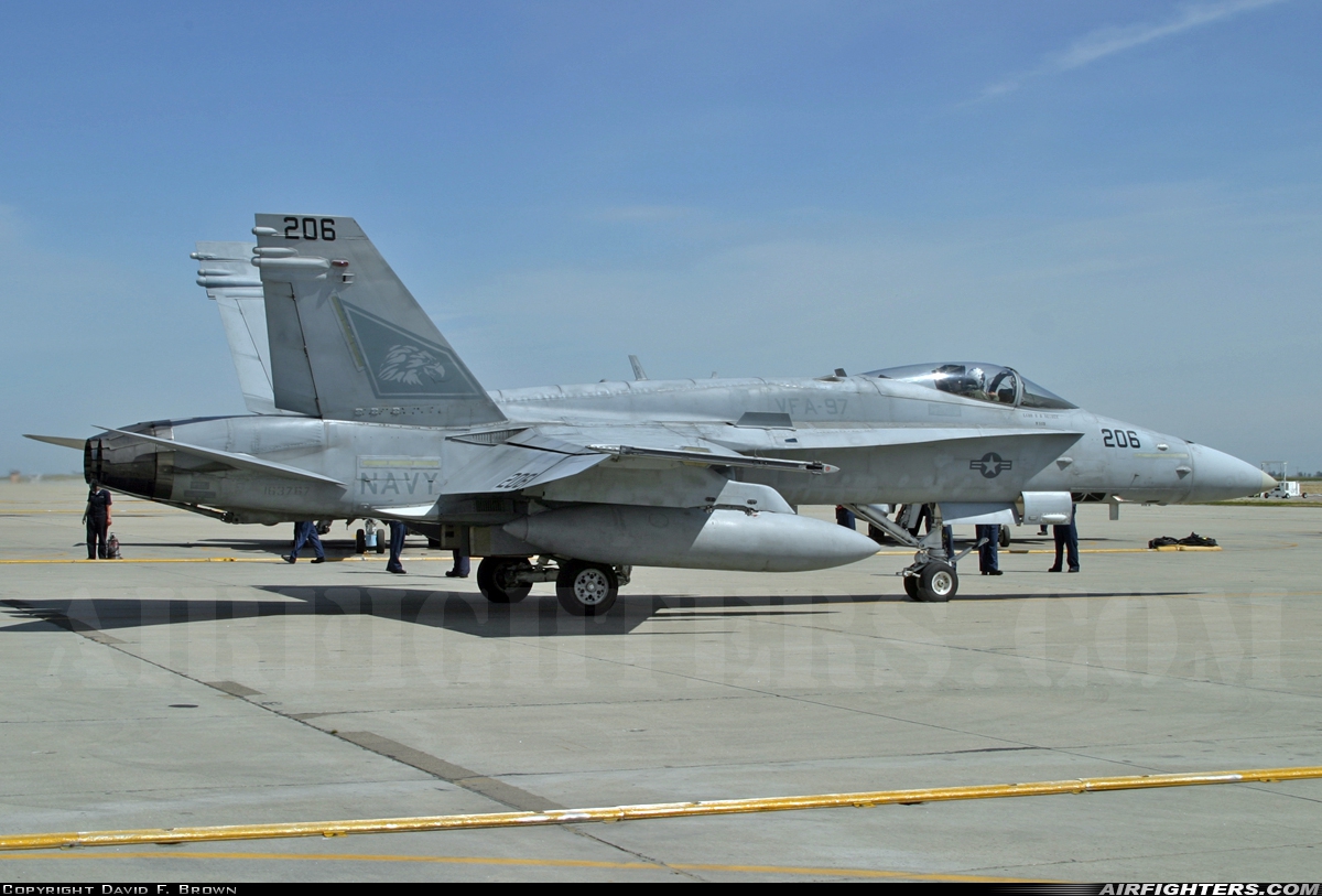 USA - Navy McDonnell Douglas F/A-18C Hornet 163767 at Lemoore - NAS / Reeves Field (NLC), USA