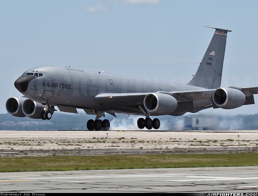USA - Air Force Boeing KC-135R Stratotanker (717-148) 59-1495 at North Kingstown - Quonset State (Quonset Point NAS) (OQU / NCO / RI12 / KOQU), USA