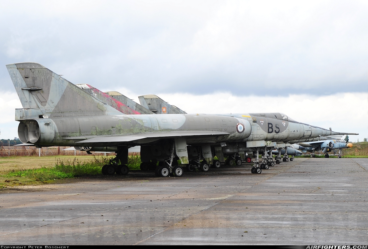 France - Air Force Dassault Mirage IVA 46 at Chateaudun (LFOC), France