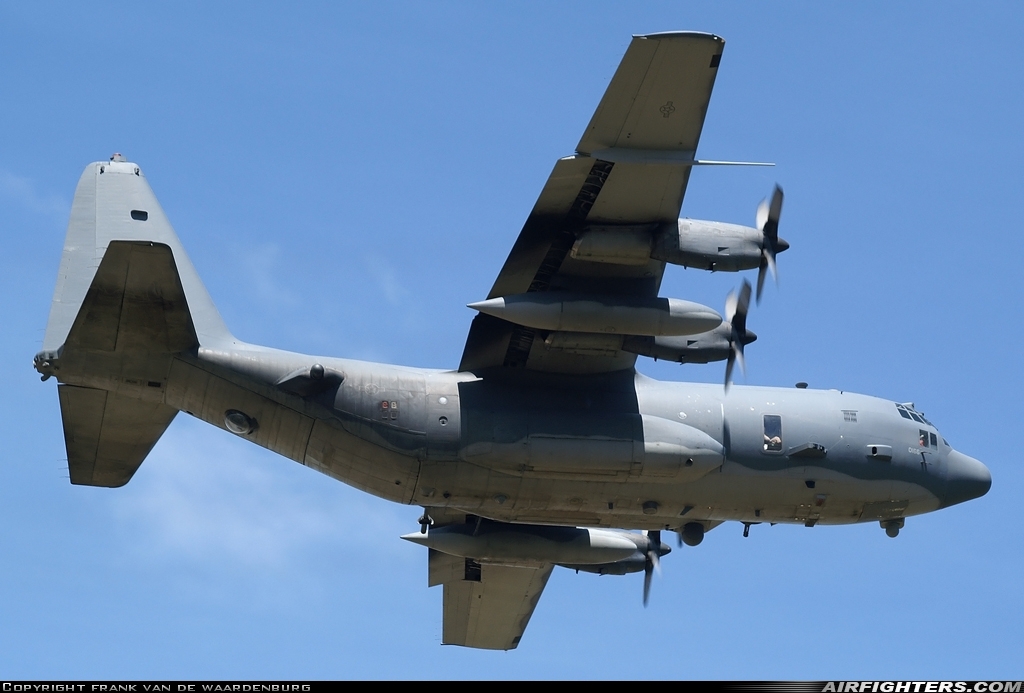 USA - Air Force Lockheed AC-130U Spooky II (L-382) 90-0166 at Mildenhall (MHZ / GXH / EGUN), UK