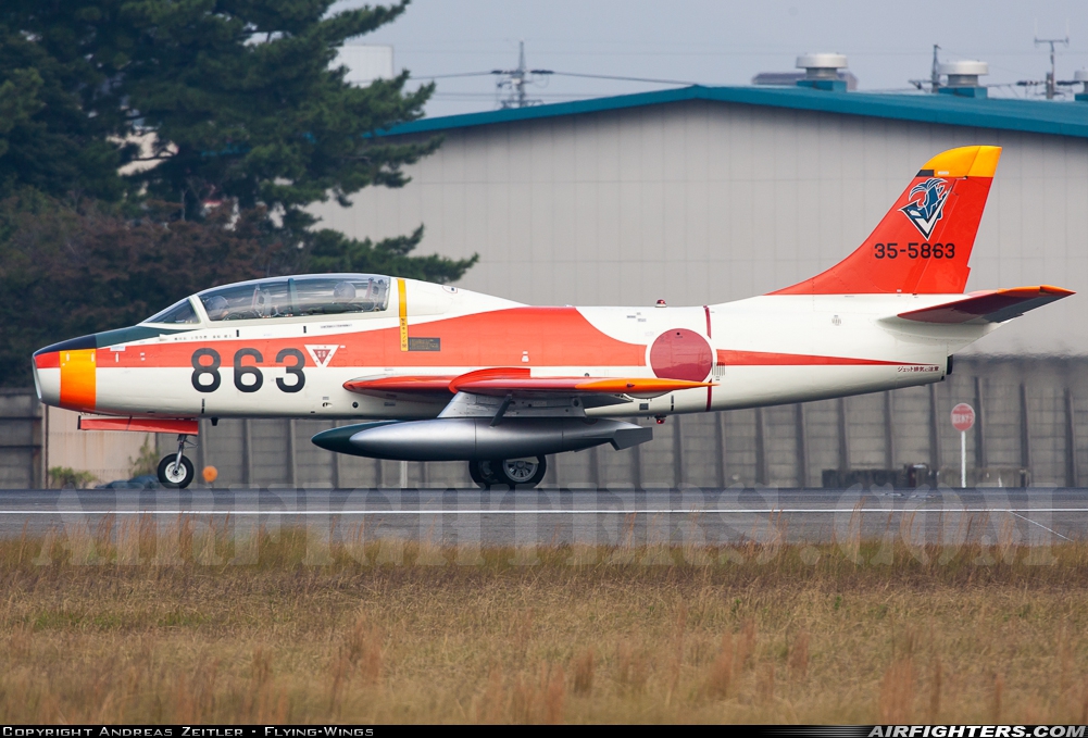 Japan - Air Force Fuji T-1B 35-5863 at Nagoya - Komaki (NKM / RJNA), Japan