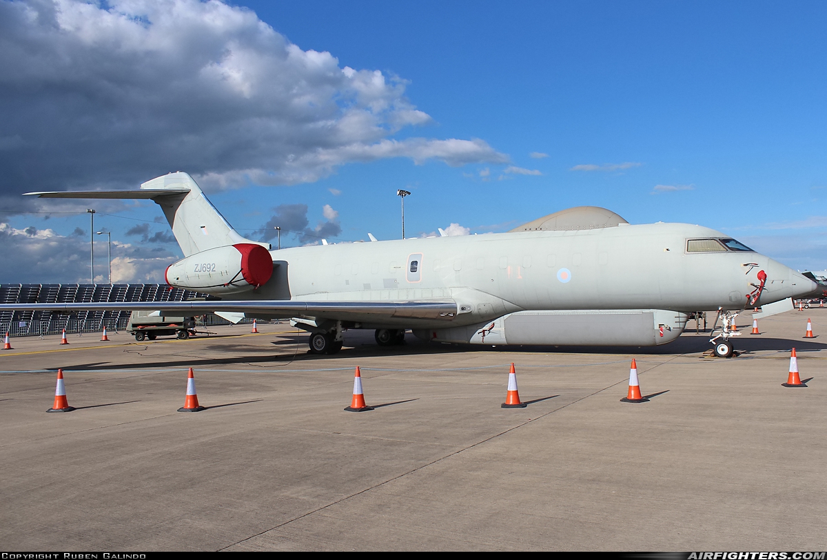 UK - Air Force Bombardier/Raytheon Sentinel R1 (BD-700-1A10) ZJ692 at Waddington (WTN / EGXW), UK