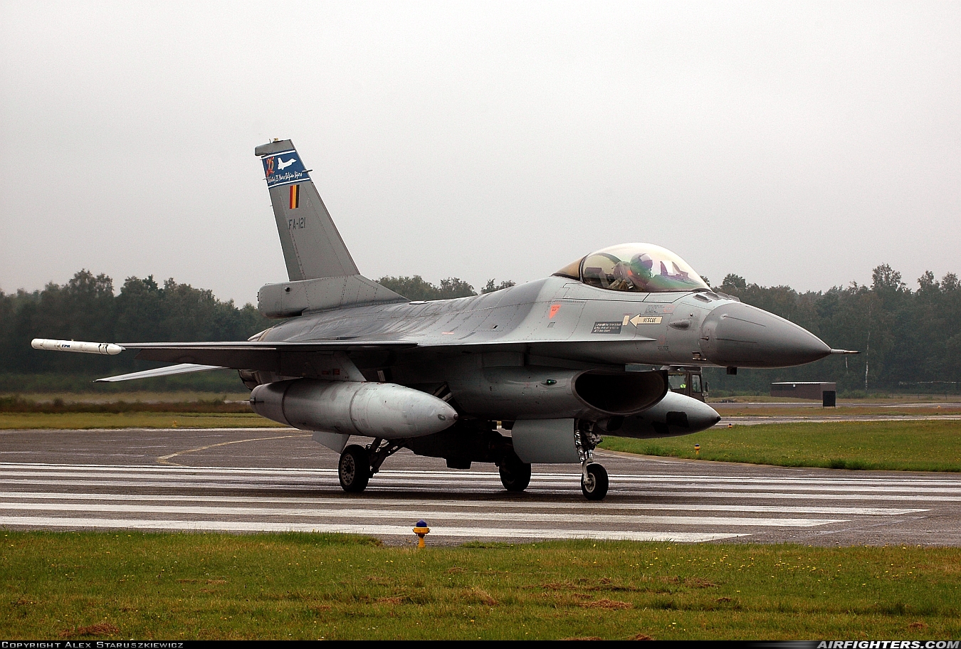 Belgium - Air Force General Dynamics F-16AM Fighting Falcon FA-121 at Kleine Brogel (EBBL), Belgium