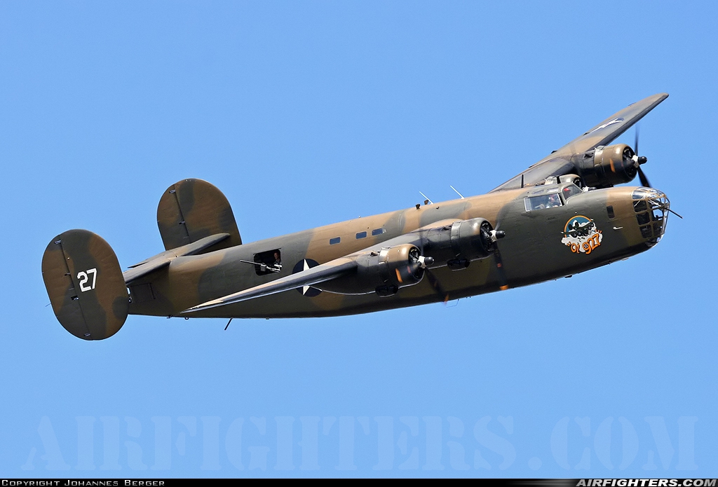Private - Commemorative Air Force Consolidated B-24 (RLB-30) Liberator I N24927 at Midland (/ Odessa) - Int. (Regional) (MAF / KMAF), USA