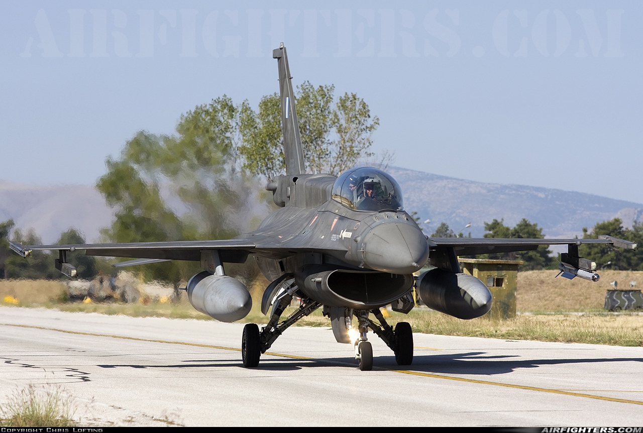 Greece - Air Force General Dynamics F-16D Fighting Falcon 612 at Larissa (LRA / LGLR), Greece