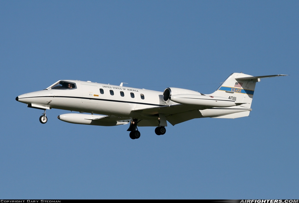 USA - Air Force Learjet C-21A 84-0111 at Mildenhall (MHZ / GXH / EGUN), UK