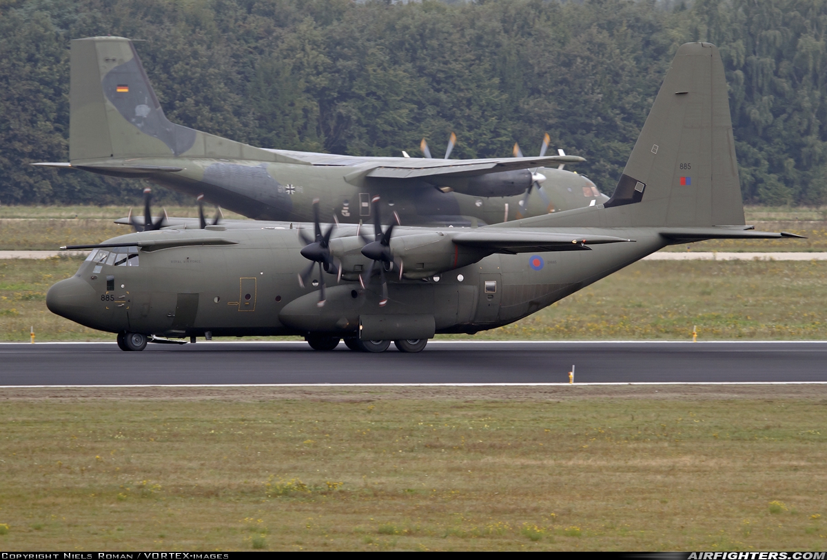 UK - Air Force Lockheed Martin Hercules C5 (C-130J / L-382) ZH885 at Eindhoven (- Welschap) (EIN / EHEH), Netherlands