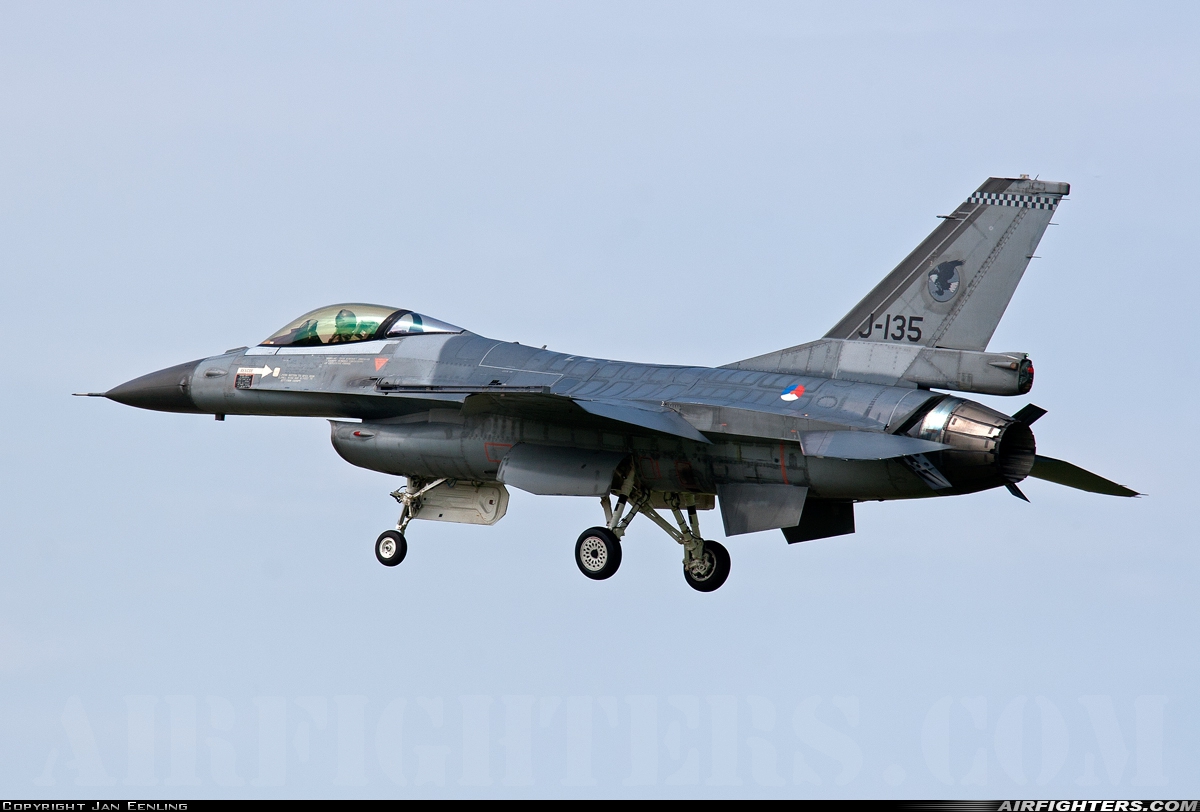 Netherlands - Air Force General Dynamics F-16AM Fighting Falcon J-135 at Leeuwarden (LWR / EHLW), Netherlands