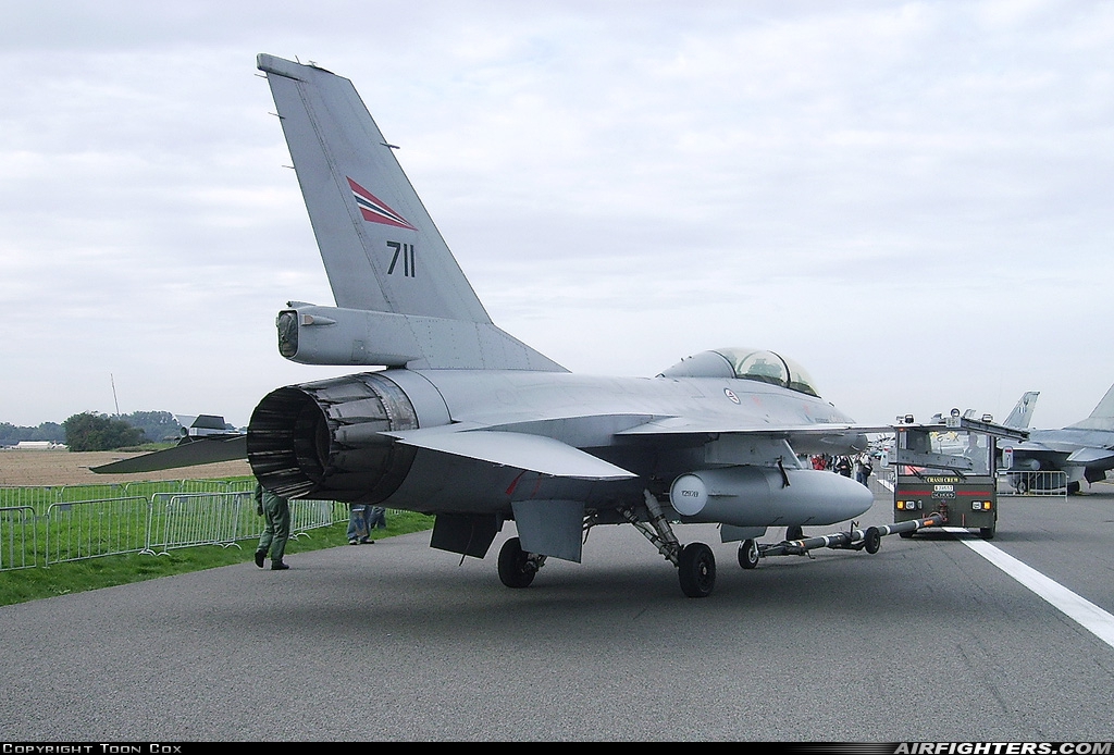 Norway - Air Force General Dynamics F-16BM Fighting Falcon 711 at Beauvechain (EBBE), Belgium