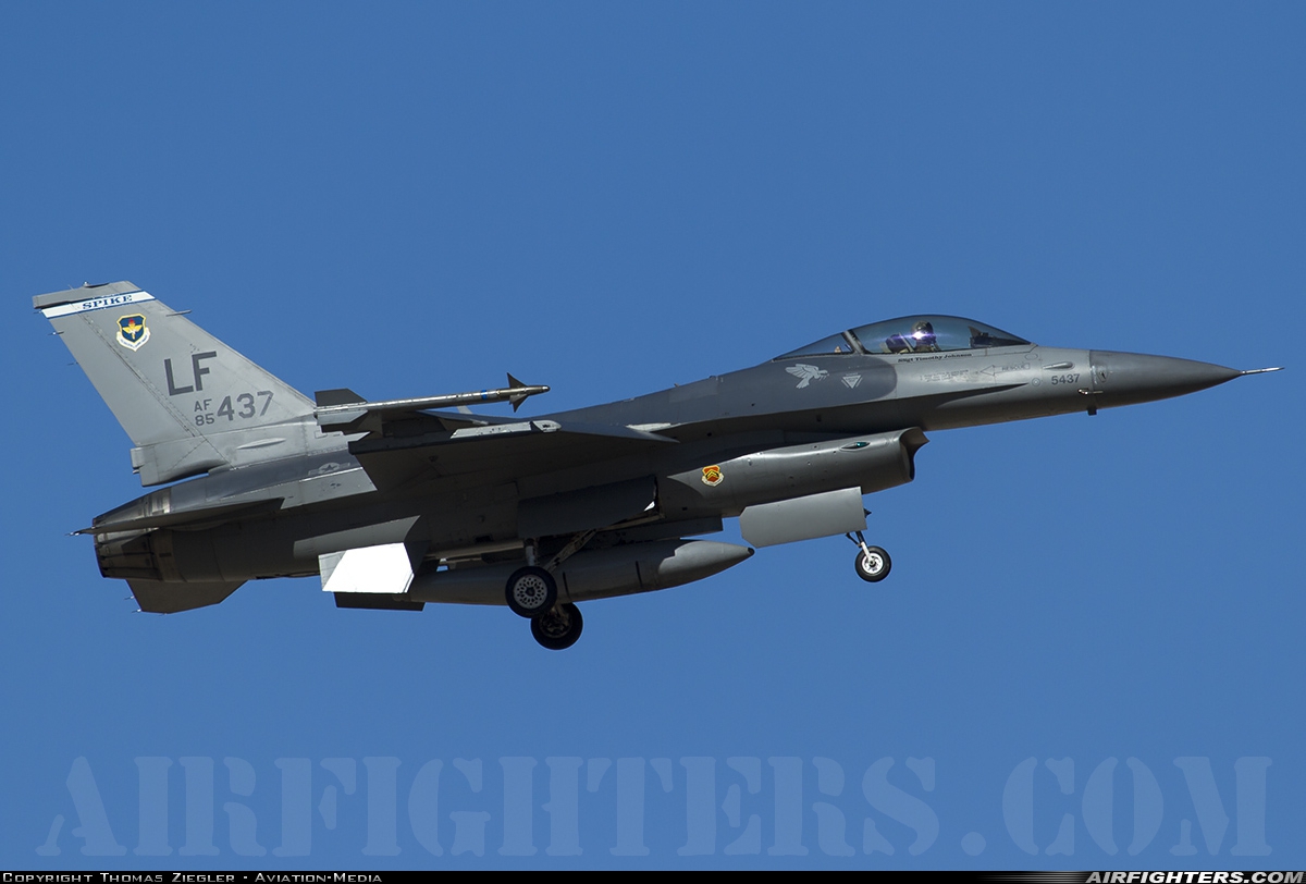 USA - Air Force General Dynamics F-16C Fighting Falcon 85-1437 at Glendale (Phoenix) - Luke AFB (LUF / KLUF), USA
