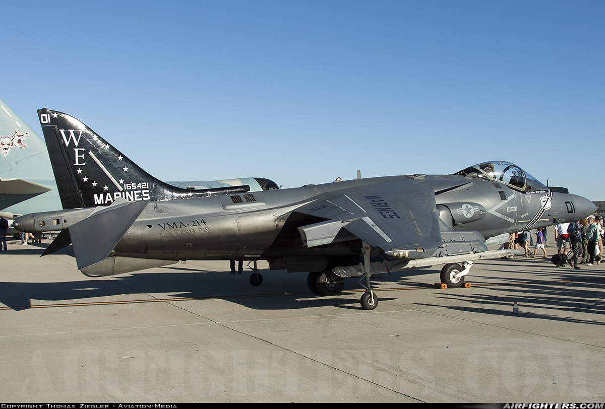 USA - Marines McDonnell Douglas AV-8B+ Harrier ll 165421 at San Diego - North Island NAS / Halsey Field (NZY / KNZY), USA