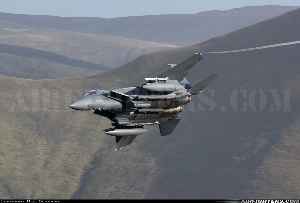 USA - Air Force McDonnell Douglas F-15E Strike Eagle 00-3002 at Off-Airport - Machynlleth Loop Area, UK