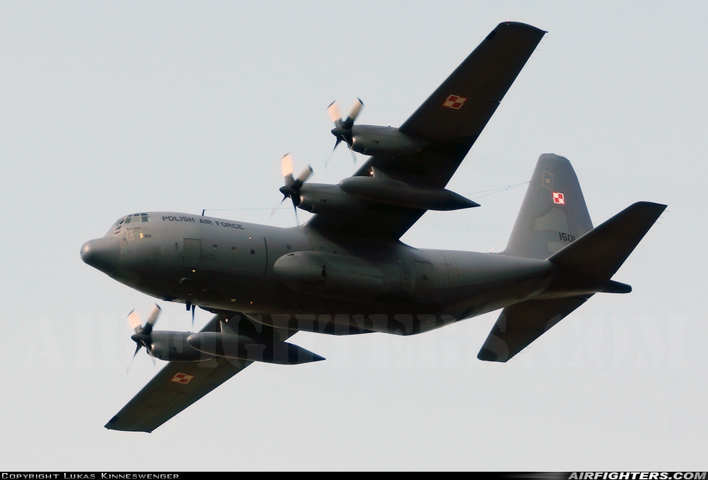 Poland - Air Force Lockheed C-130E Hercules (L-382) 1501 at Radom - Sadkow (EPRA), Poland