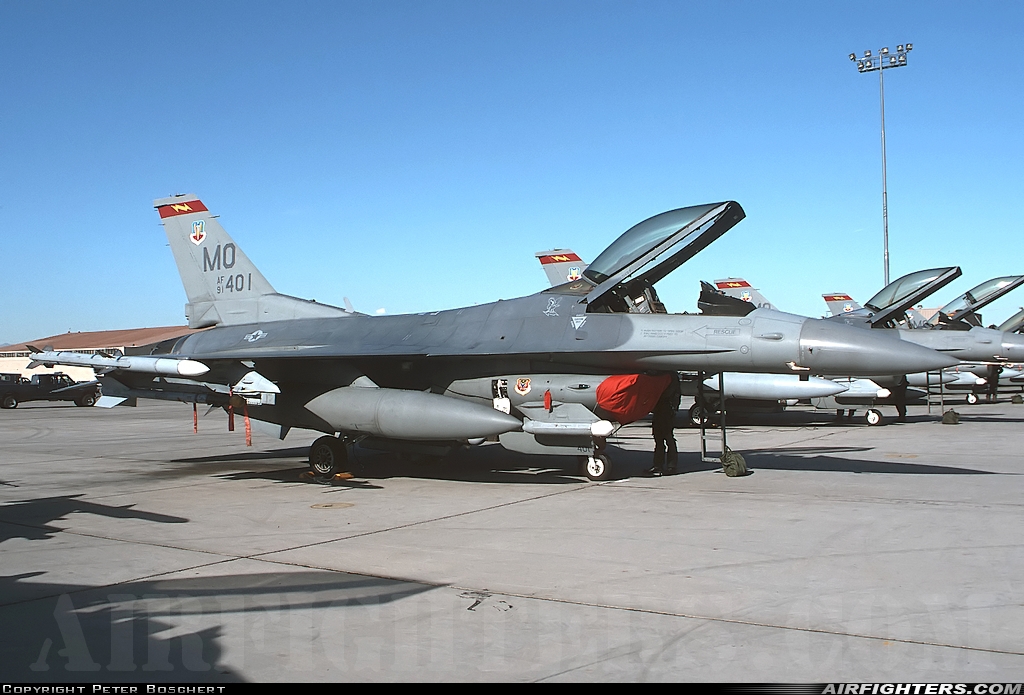 USA - Air Force General Dynamics F-16C Fighting Falcon 91-0401 at Las Vegas - Nellis AFB (LSV / KLSV), USA