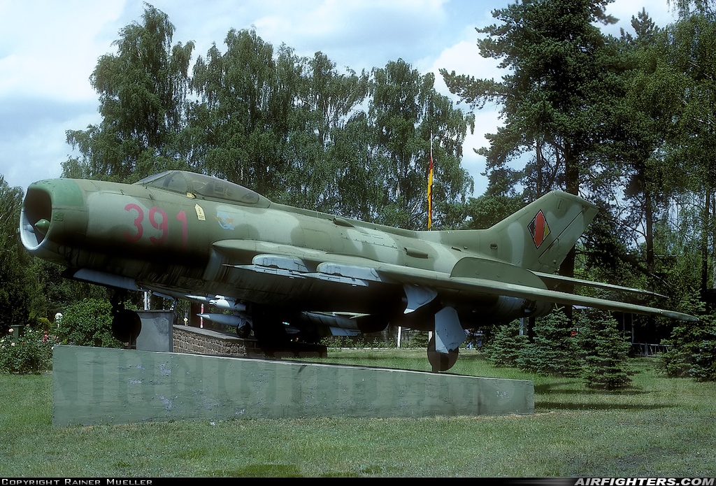 East Germany - Air Force Mikoyan-Gurevich MiG-19PM 391 at Preschen, Germany