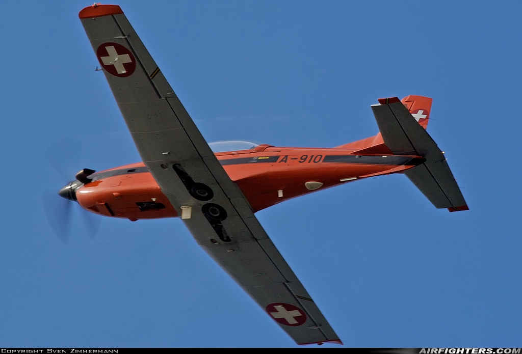 Switzerland - Air Force Pilatus PC-7 Turbo Trainer A-910 at Payerne (LSMP), Switzerland