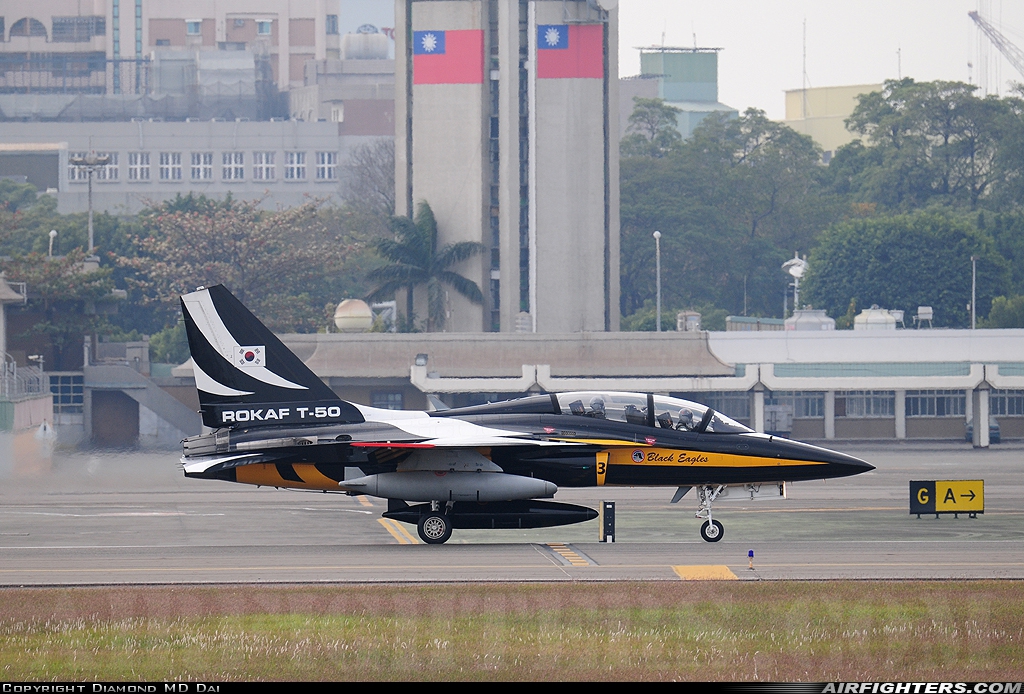 South Korea - Air Force Korean Aerospace Industries T-50B Golden Eagle 10-0055 at Kaohsiung - Int. (KHH / RCKH), Taiwan