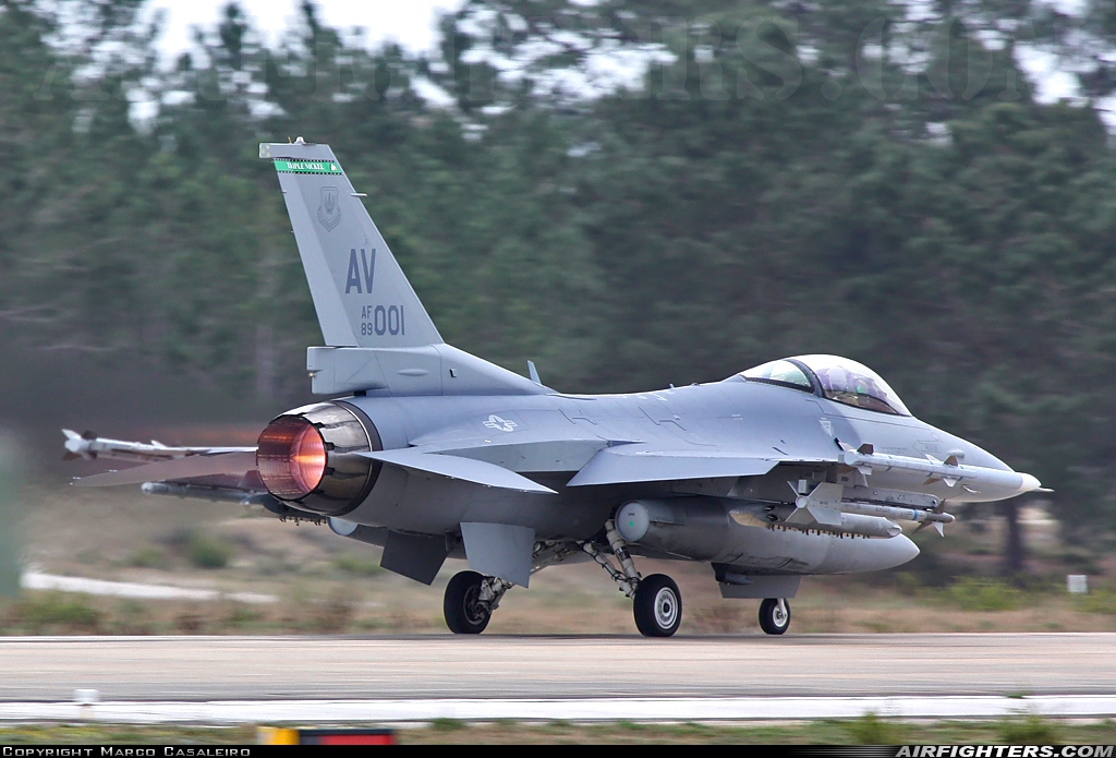USA - Air Force General Dynamics F-16C Fighting Falcon 89-2001 at Monte Real (BA5) (LPMR), Portugal