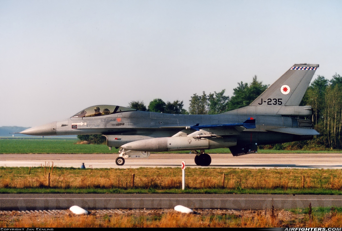 Netherlands - Air Force General Dynamics F-16A Fighting Falcon J-235 at Uden - Volkel (UDE / EHVK), Netherlands