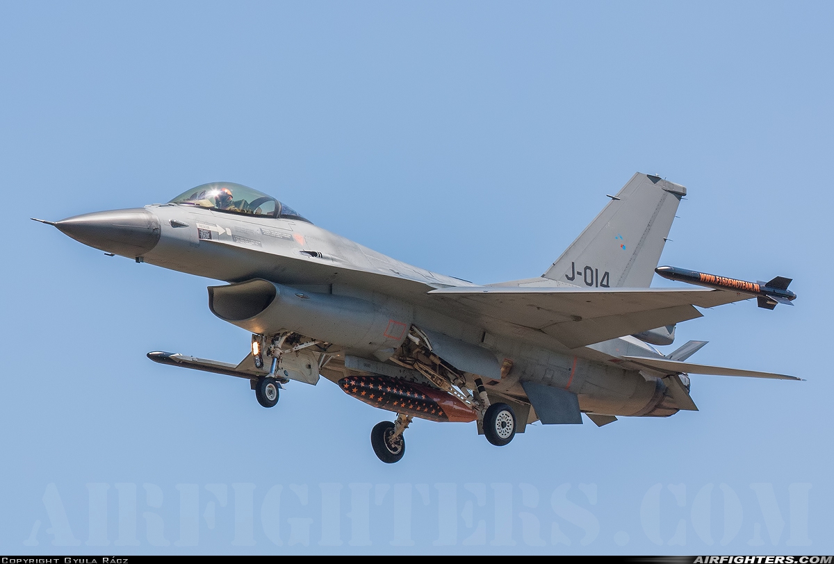 Netherlands - Air Force General Dynamics F-16AM Fighting Falcon J-014 at Kecskemet (LHKE), Hungary