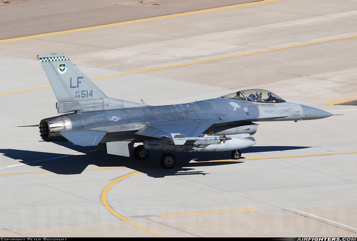 USA - Air Force General Dynamics F-16C Fighting Falcon 88-0514 at Glendale (Phoenix) - Luke AFB (LUF / KLUF), USA