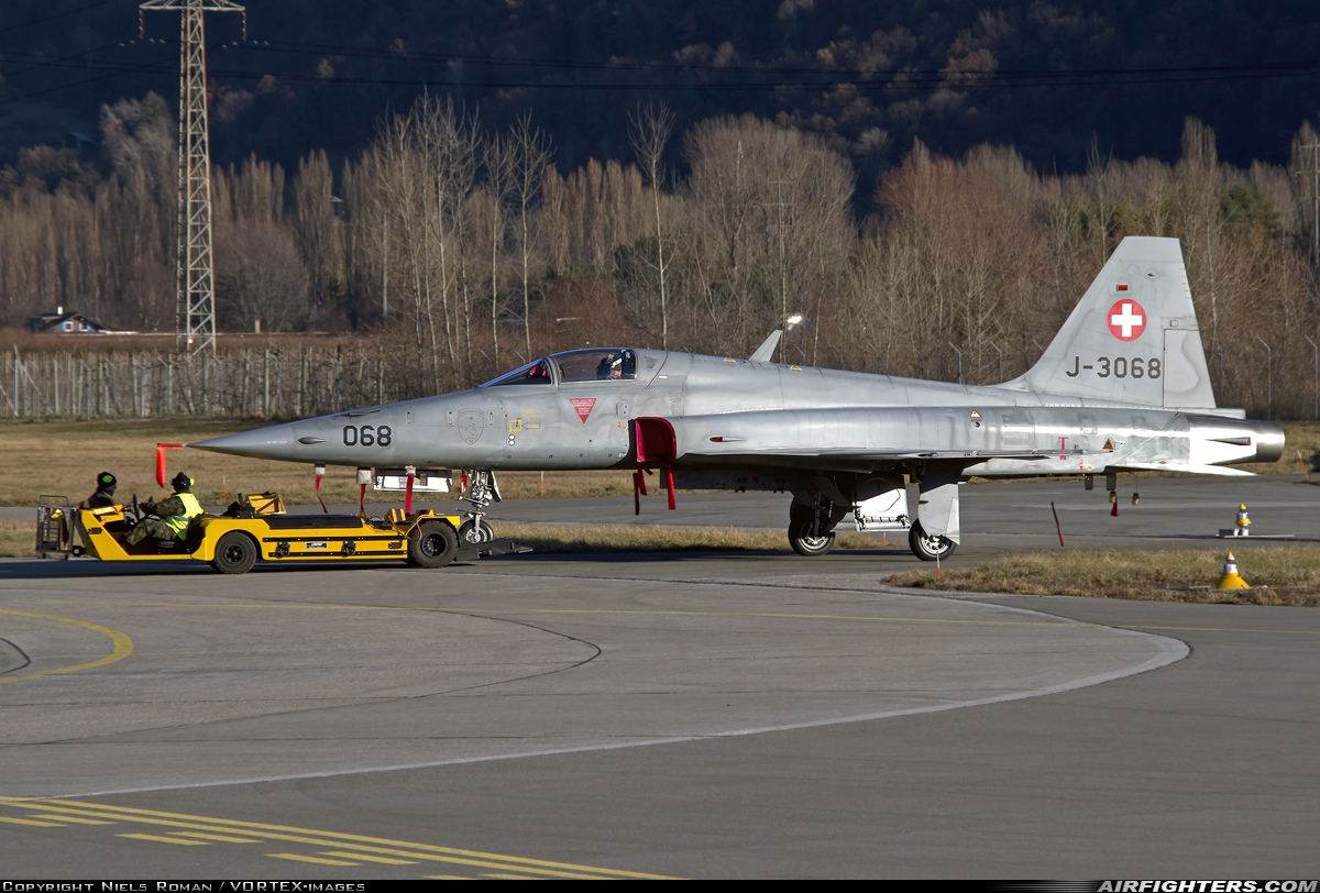 Switzerland - Air Force Northrop F-5E Tiger II J-3068 at Sion (- Sitten) (SIR / LSGS / LSMS), Switzerland