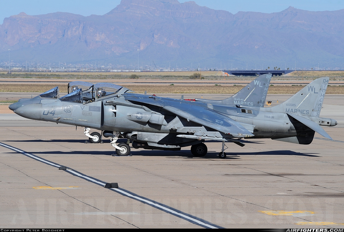 USA - Marines McDonnell Douglas AV-8B+ Harrier ll 165585 at Phoenix (Chandler) - Williams Gateway (AFB) (CHD / IWA / KIWA), USA