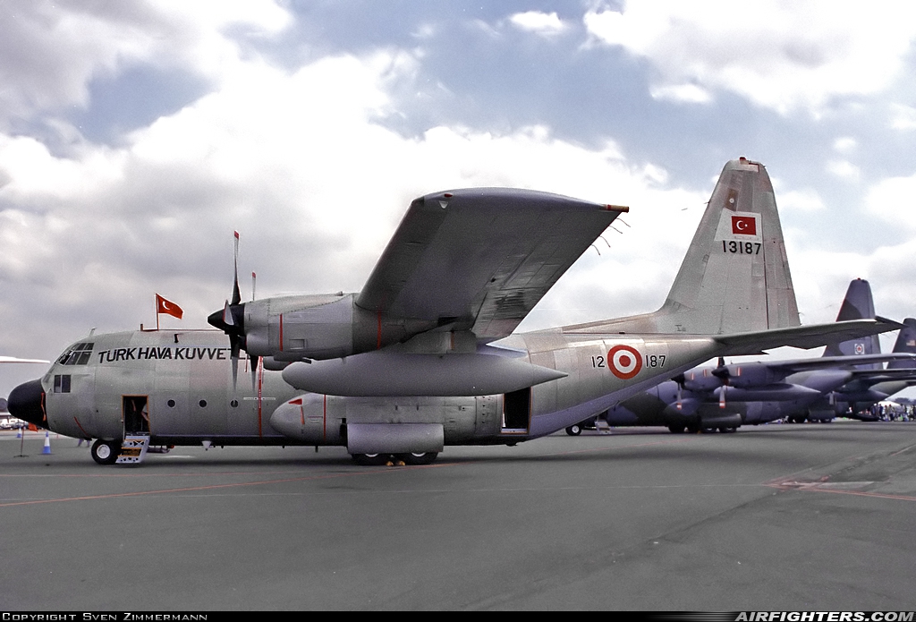 Türkiye - Air Force Lockheed C-130E Hercules (L-382) 63-13187 at Fairford (FFD / EGVA), UK