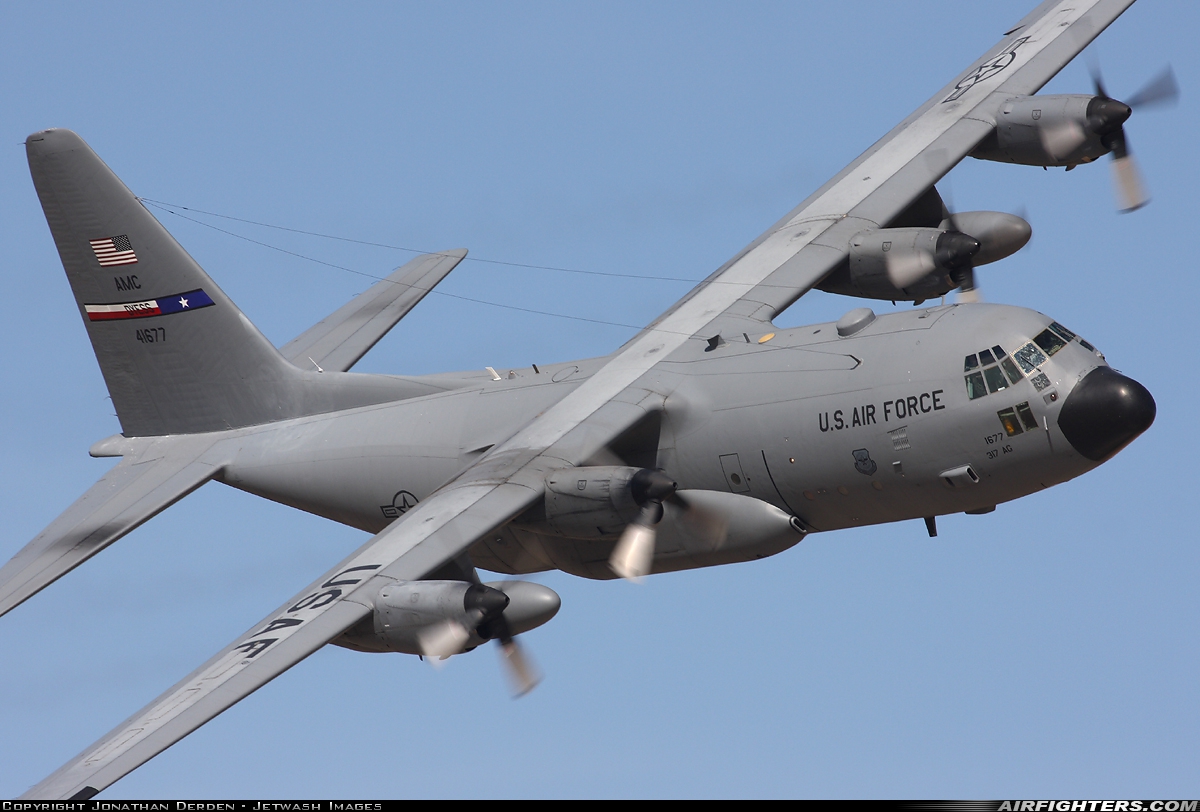 USA - Air Force Lockheed C-130H Hercules (L-382) 74-1677 at Wichita Falls - Municipal / Sheppard AFB (SPS / KSPS), USA