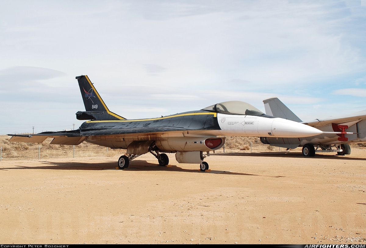 USA - NASA General Dynamics F-16A/XL Fighting Falcon 75-0749 at Edwards - AFB (EDW / KEDW), USA