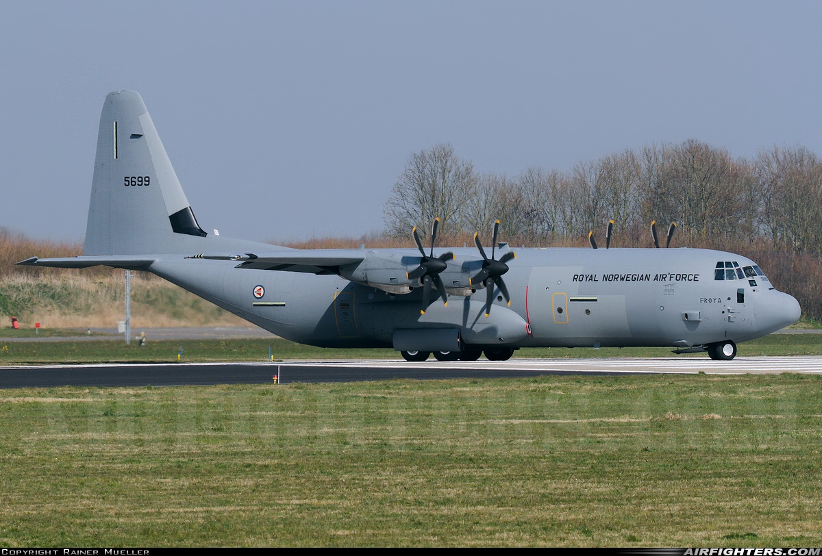 Norway - Air Force Lockheed Martin C-130J-30 Hercules (L-382) 5699 at Leeuwarden (LWR / EHLW), Netherlands