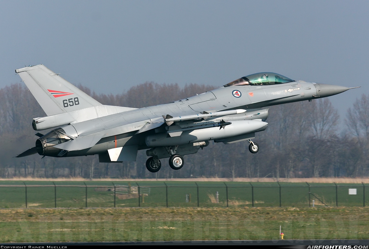 Norway - Air Force General Dynamics F-16AM Fighting Falcon 658 at Leeuwarden (LWR / EHLW), Netherlands
