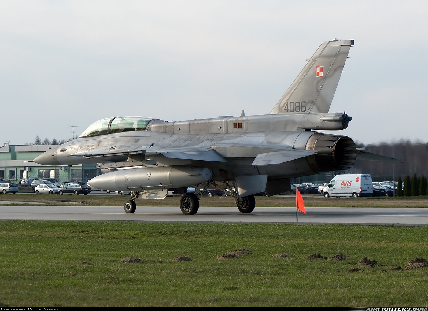 Poland - Air Force General Dynamics F-16D Fighting Falcon 4086 at Lask (EPLK), Poland