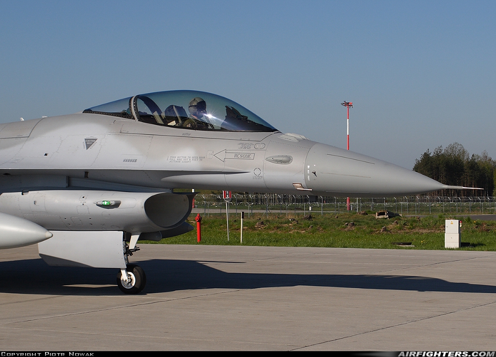 Poland - Air Force General Dynamics F-16C Fighting Falcon 4071 at Lask (EPLK), Poland