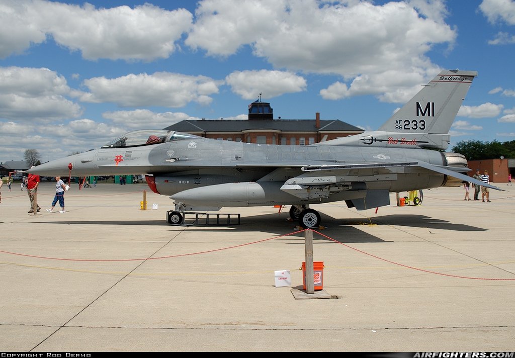 USA - Air Force General Dynamics F-16C Fighting Falcon 86-0233 at Mount Clemens - Selfridge ANGB (MTC / KMTC), USA