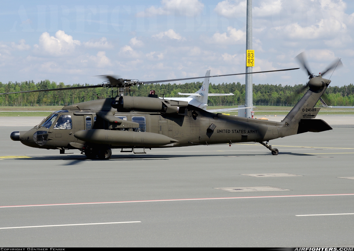USA - Army Sikorsky UH-60A Black Hawk (S-70A) 87-24589 at Nuremberg (NUE / EDDN), Germany